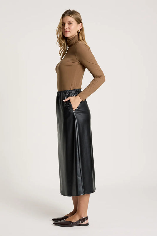 EB & IVE - AMINA SKIRT - BLACK
