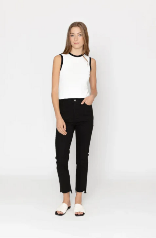 TWO BY TWO CASSIA TOP - WHITE + BLACK TRIM - kn1003