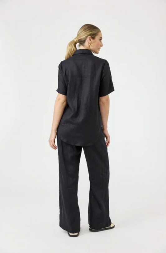 EB & IVE STUDIO SHORT SLEEVE SHIRT - BLACK - 2593221