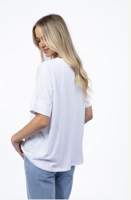 HUMIDITY LIFESTYLE DIPPY TEE - WHITE - HS25303