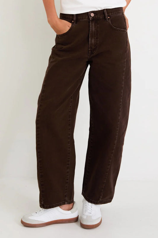 AMONG THE BRAVE - VARSITY BARREL JEANS - CHOCOLATE