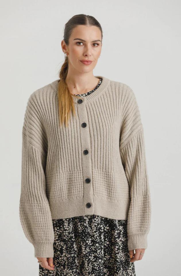 THING THING SIZZLE CLEO CARDIGAN - OATMEAL - TTW2330 03