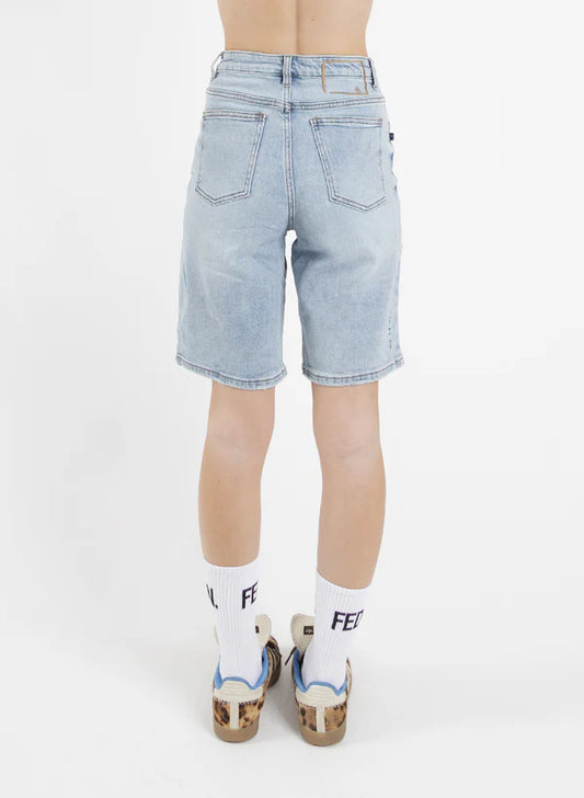 FEDERATION TAKE IT EASY SHORT - TRIO - WASHED BLUE