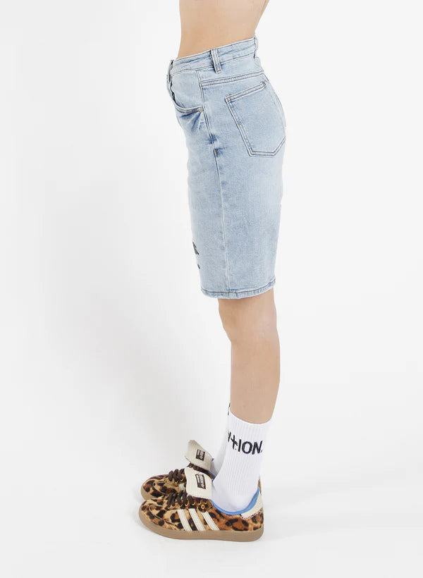 FEDERATION TAKE IT EASY SHORT - TRIO - WASHED BLUE