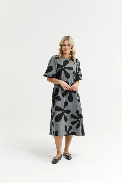HOME-LEE IVY MIDI DRESS - GRAPHITE DAISIES