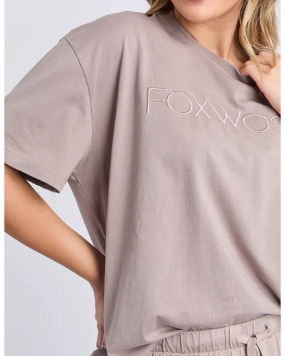 FOXWOOD SIMPLIFIED TEE - BROWN