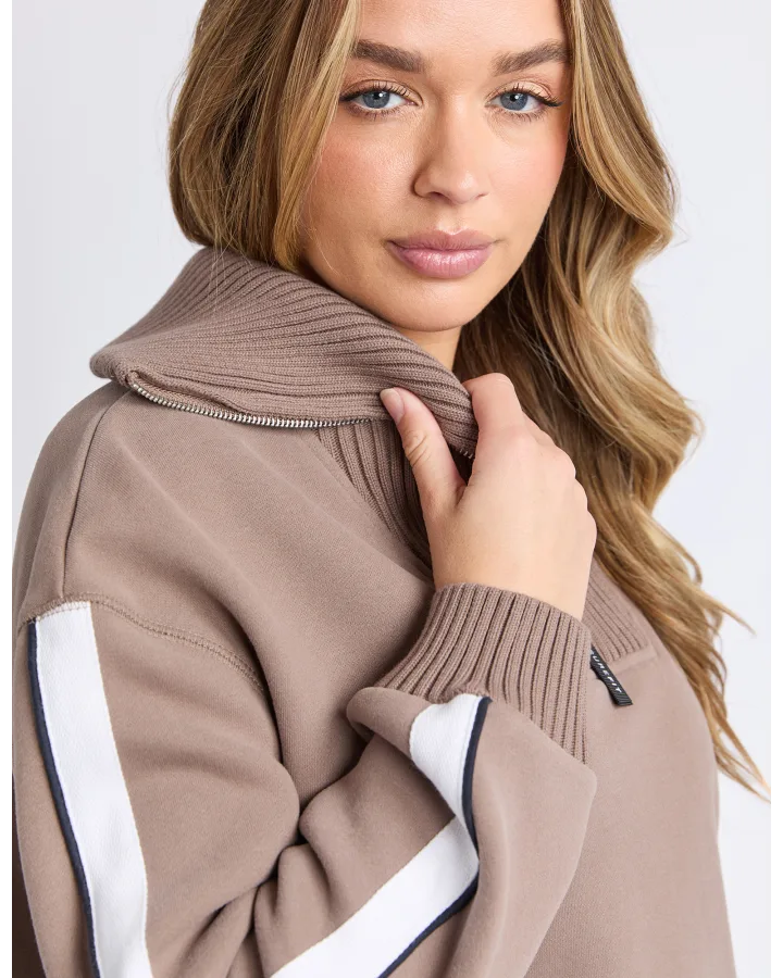 FOXWOOD KNIT COLLAR CREW - BROWN