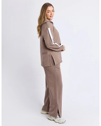 FOXWOOD KNIT COLLAR CREW - BROWN