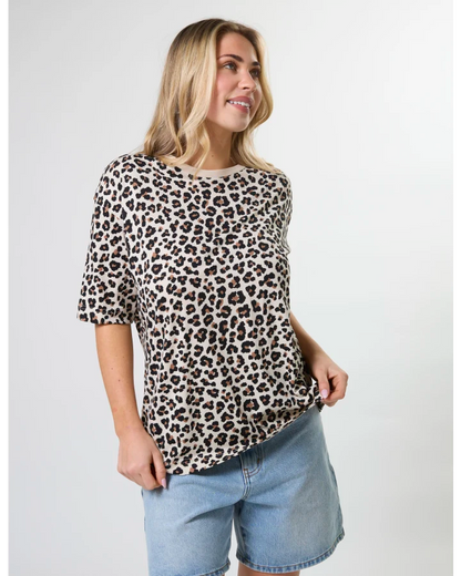 STELLA & GEMMA PORTER TEE - LEOPARD