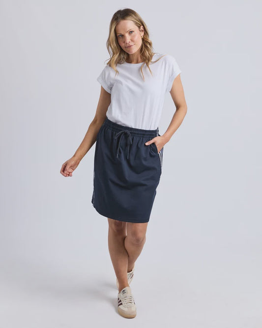 FOXWOOD INTERVAL SKIRT - NAVY