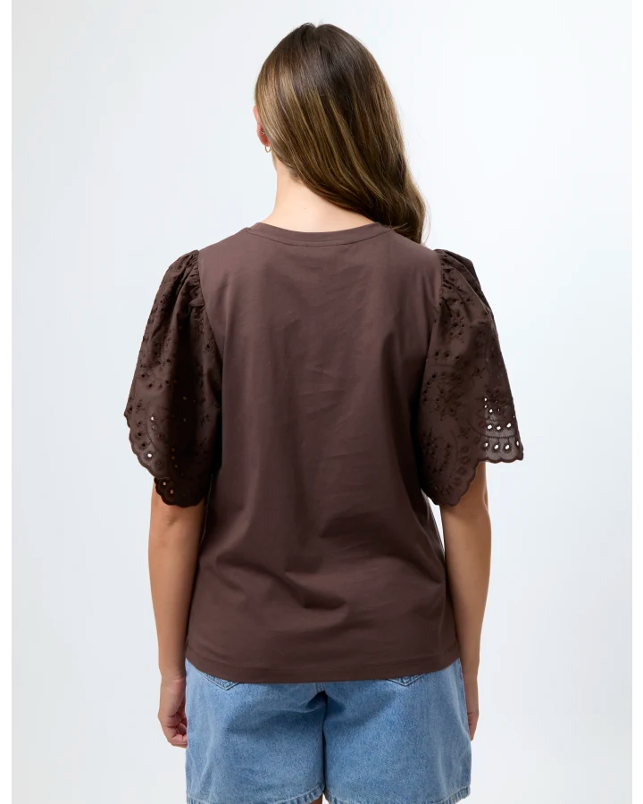 STELLA & GEMMA PHOEBE T-SHIRT - COFFEE BEAN