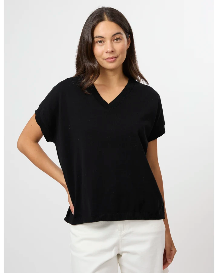 STELLA & GEMMA LILY TOP - BLACK