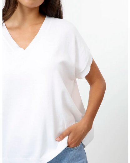 STELLA & GEMMA LILY TOP - WHITE