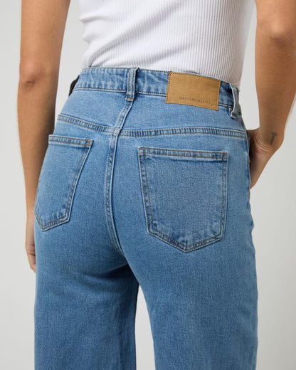 ALL ABOUT EVE JACQUI WIDE LEG PETITE JEANS -  LIGHT BLUE