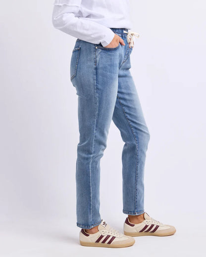 FOXWOOD JULIETTE JOGGER JEAN - LIGHT BLUE