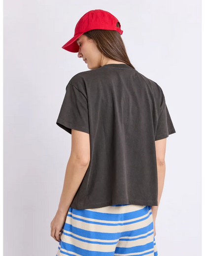 FOXWOOD CHERRY TEE - WASHED BLACK