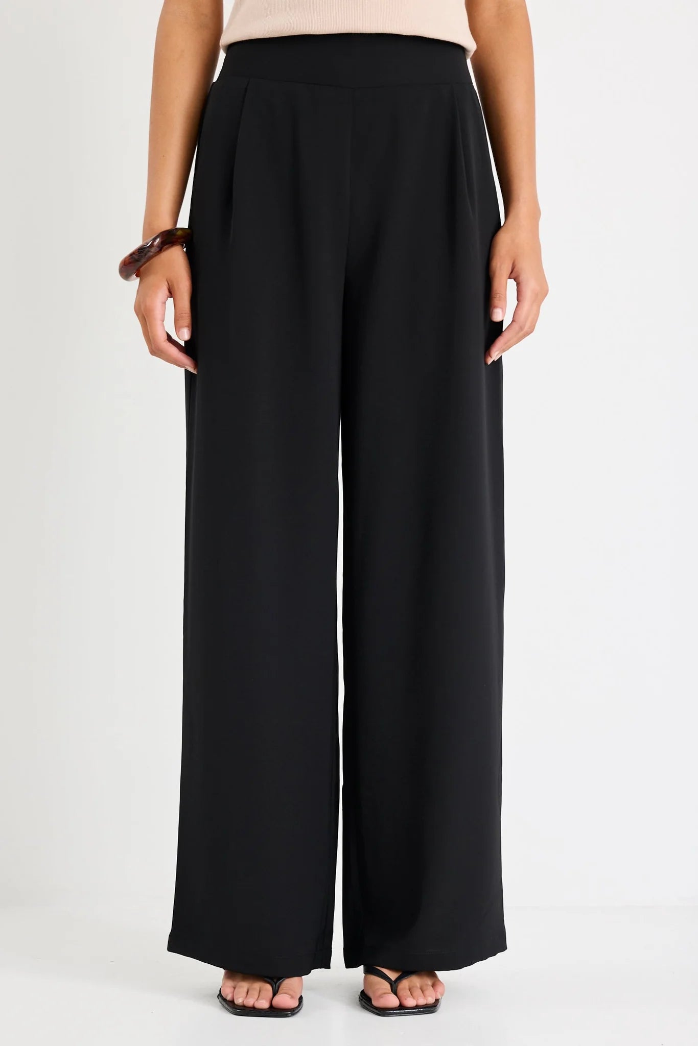 AMONG THE BRAVE INSTINCTIVE  WIDE LEG PANT - BLACK