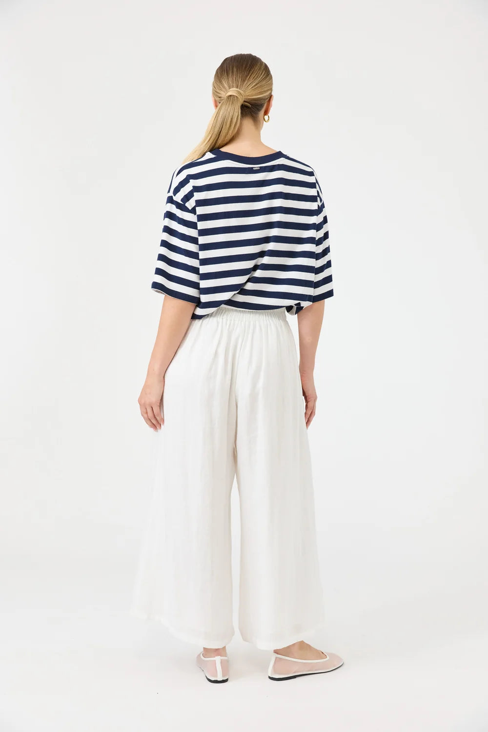 EB & IVE STUDIO CROP PANT - SALT