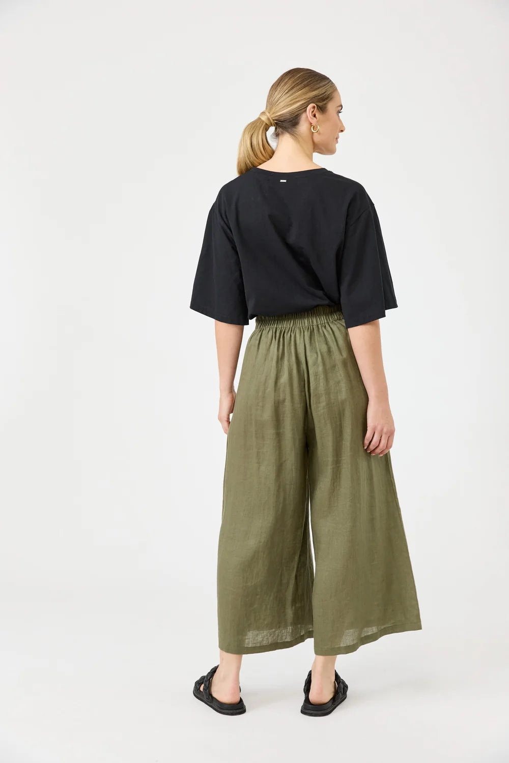 EB & IVE STUDIO CROP PANT -  KHAKI