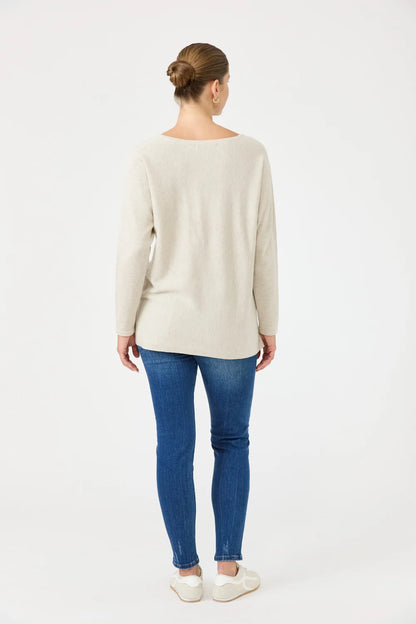 EB & IVE STUDIO V KNIT - TUSK