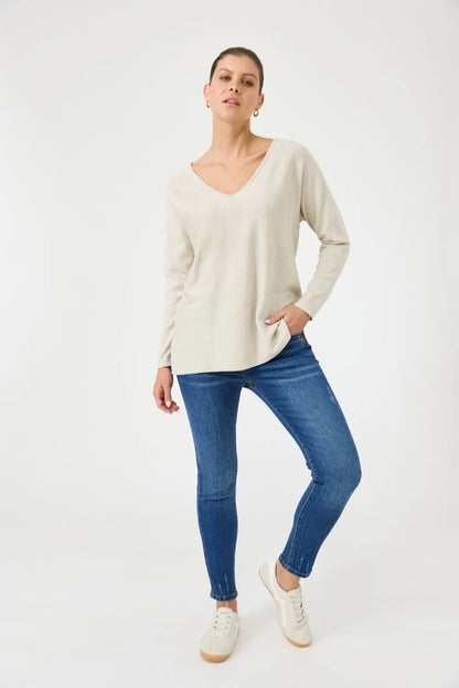 EB & IVE STUDIO V KNIT - TUSK