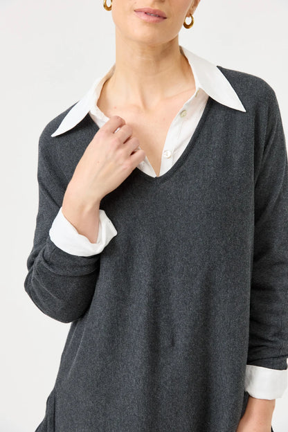 EB & IVE STUDIO V KNIT - CHARCOAL
