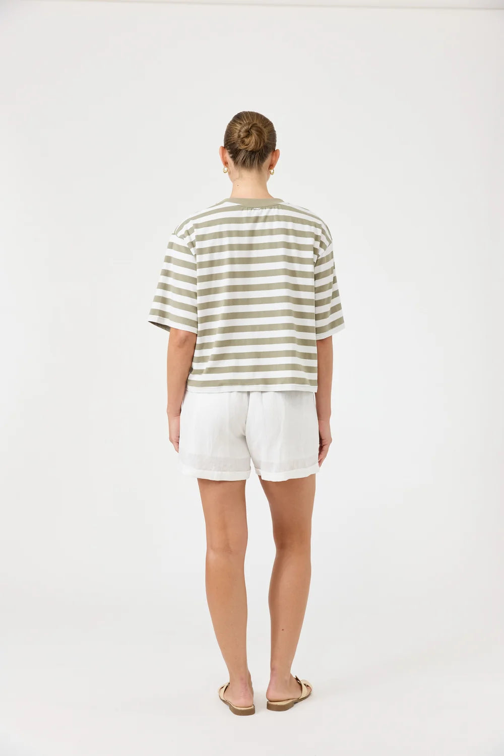 EB & IVE STUDIO STRIPE T-SHIRT - OLIVE