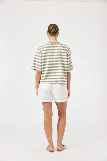 EB & IVE STUDIO STRIPE T-SHIRT - OLIVE