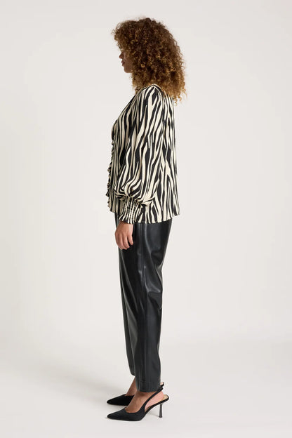 EB & IVE - SAN FRILL TOP - SAVANNA