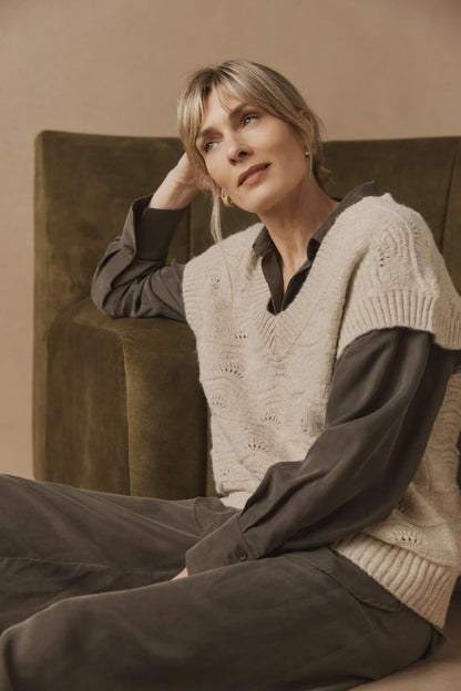 EB & IVE - ORIN KNIT VEST - DUNE