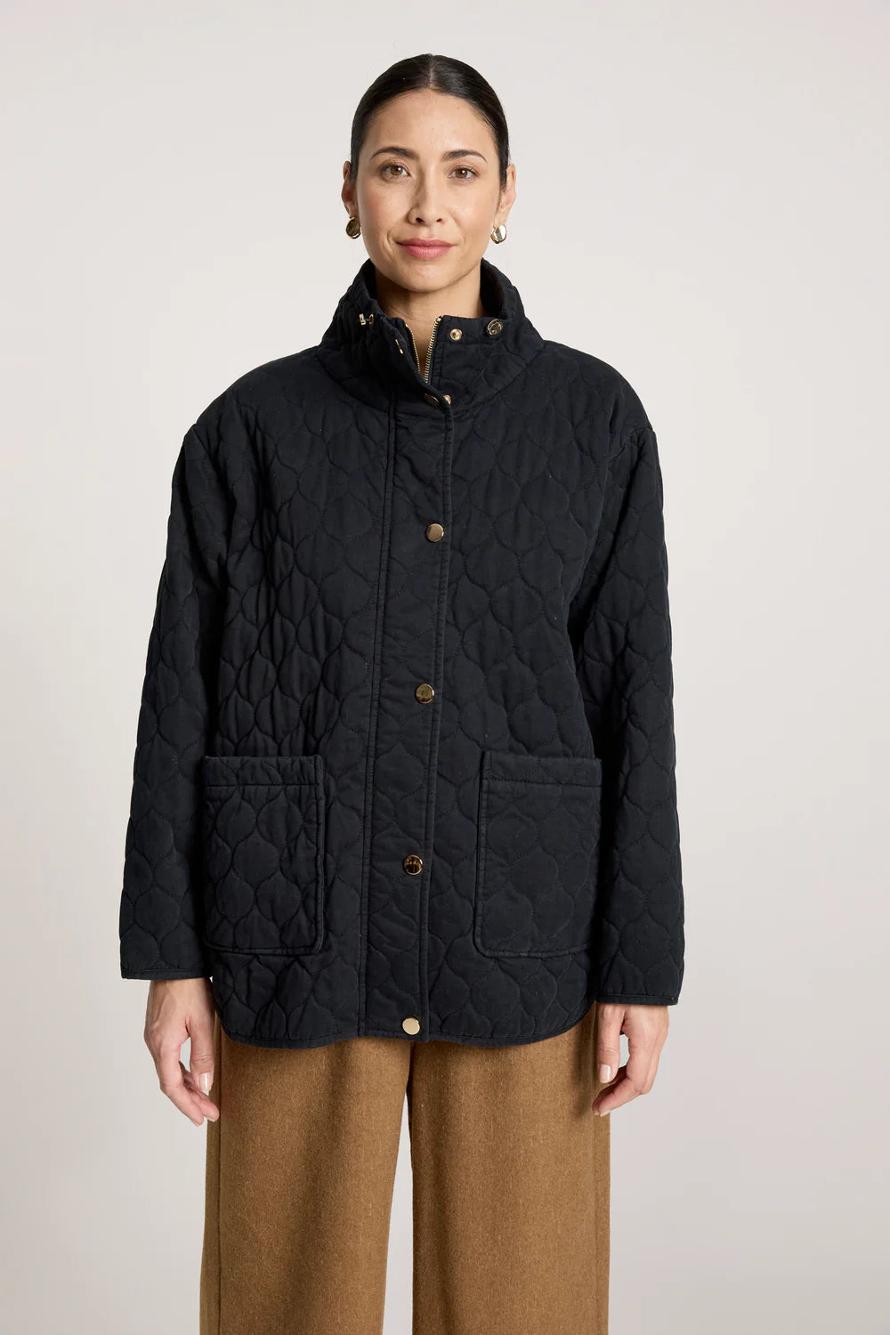 EB & IVE - SANSI QUILTED JACKET- BLACK