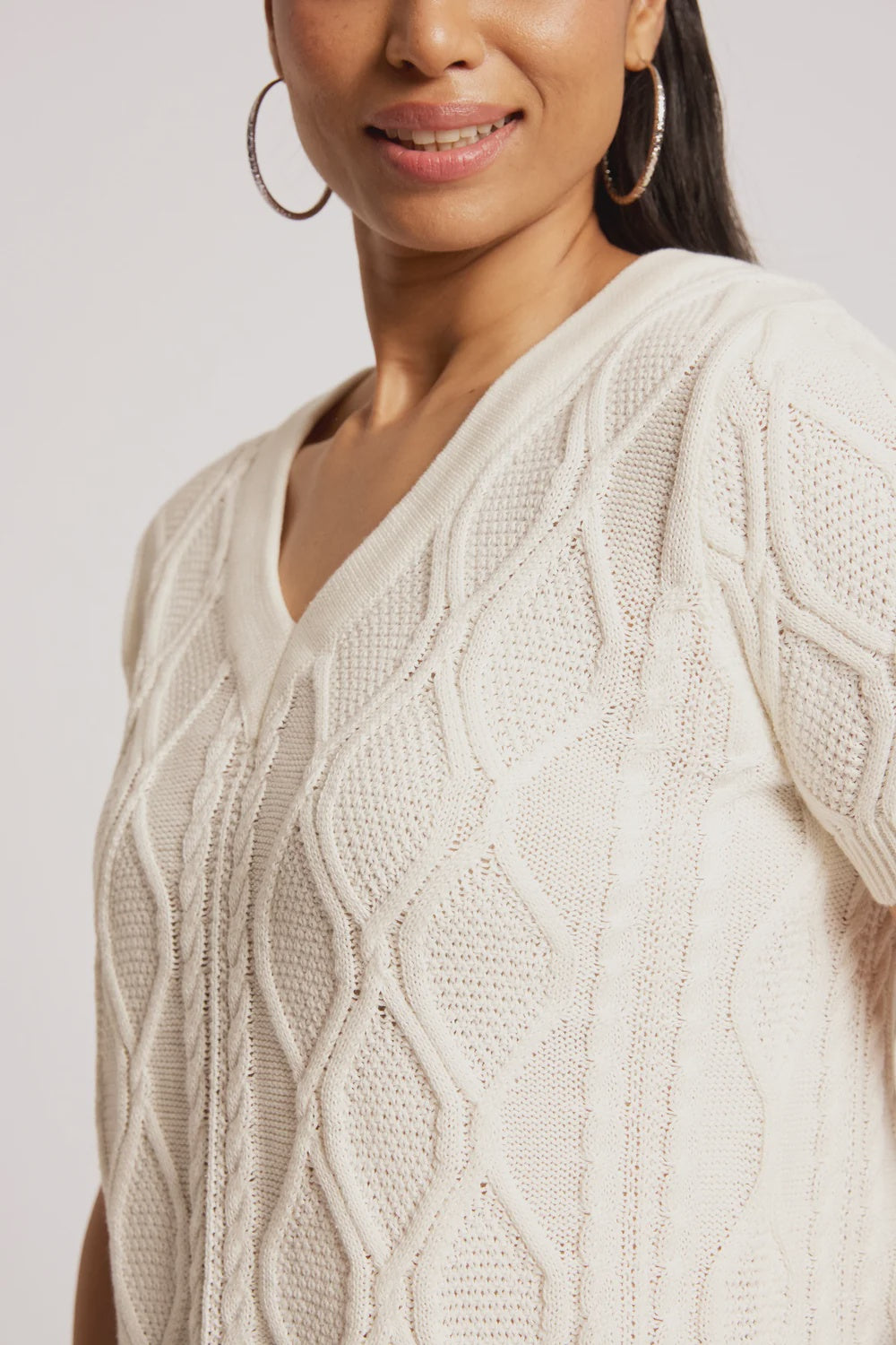 EB & IVE CASA CABLE V KNIT - WHITE