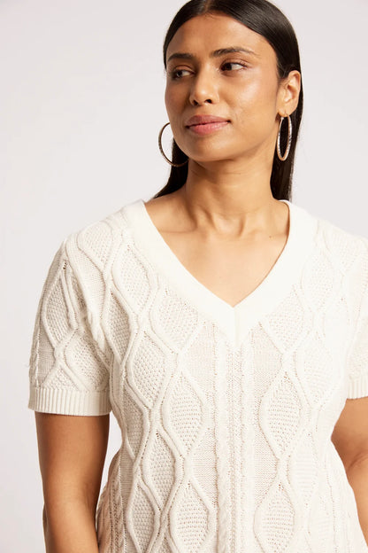 EB & IVE CASA CABLE V KNIT - WHITE