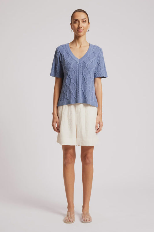 EB & IVE CASA CABLE V KNIT - MARINE