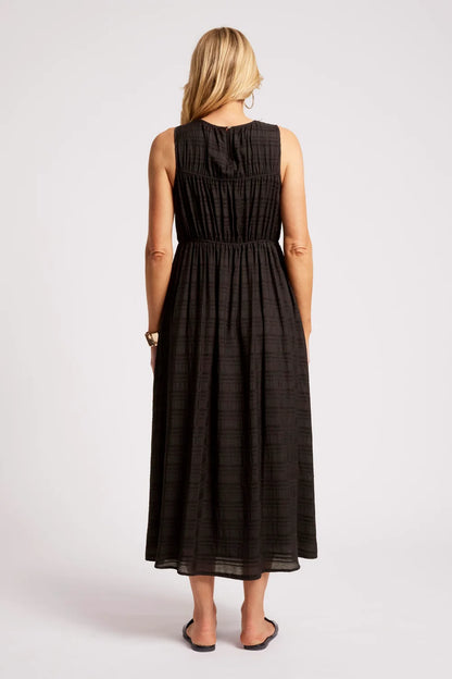 EB & IVE SOVANA RUCHED MAXI DRESS - BLACK
