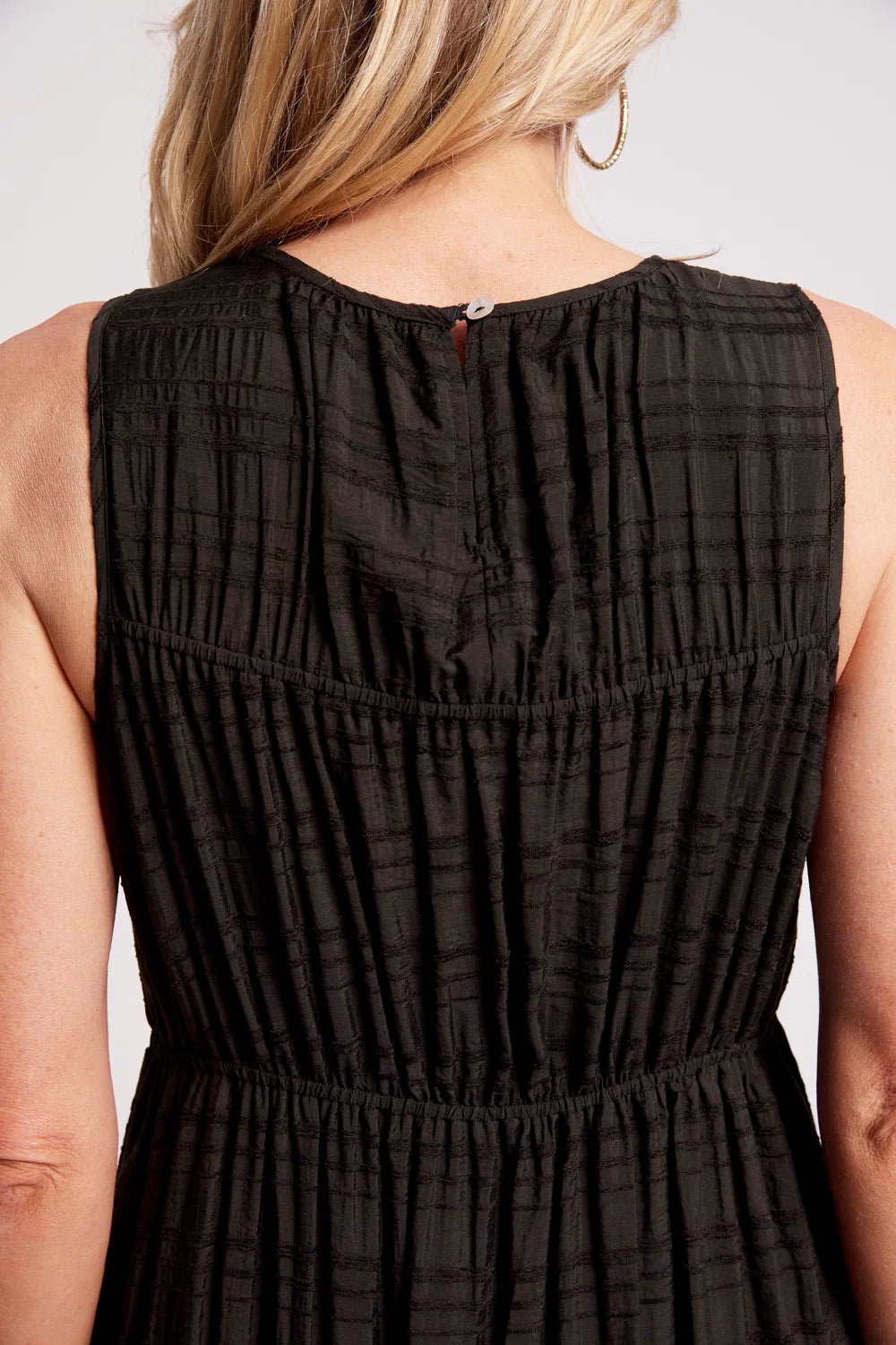 EB & IVE SOVANA RUCHED MAXI DRESS - BLACK