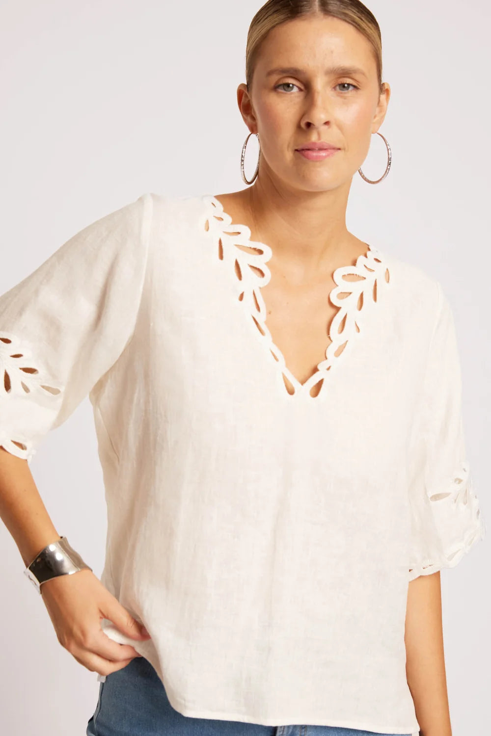 EB & IVE MARIS TOP - WHITE