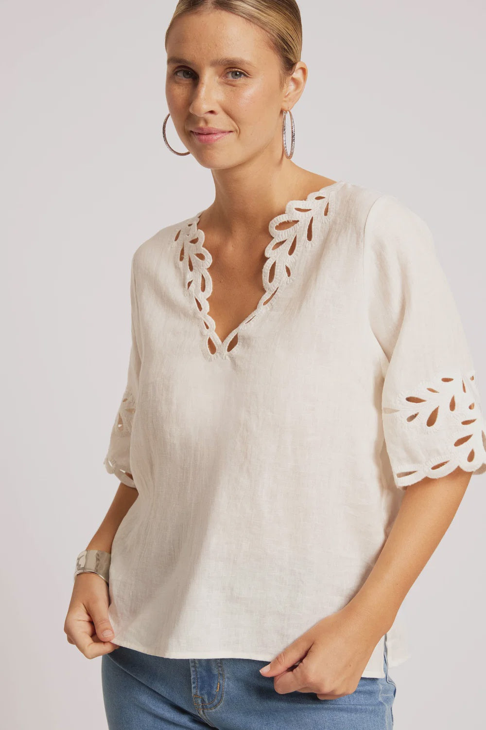 EB & IVE MARIS TOP - WHITE
