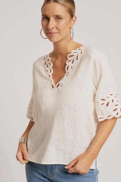 EB & IVE MARIS TOP - WHITE