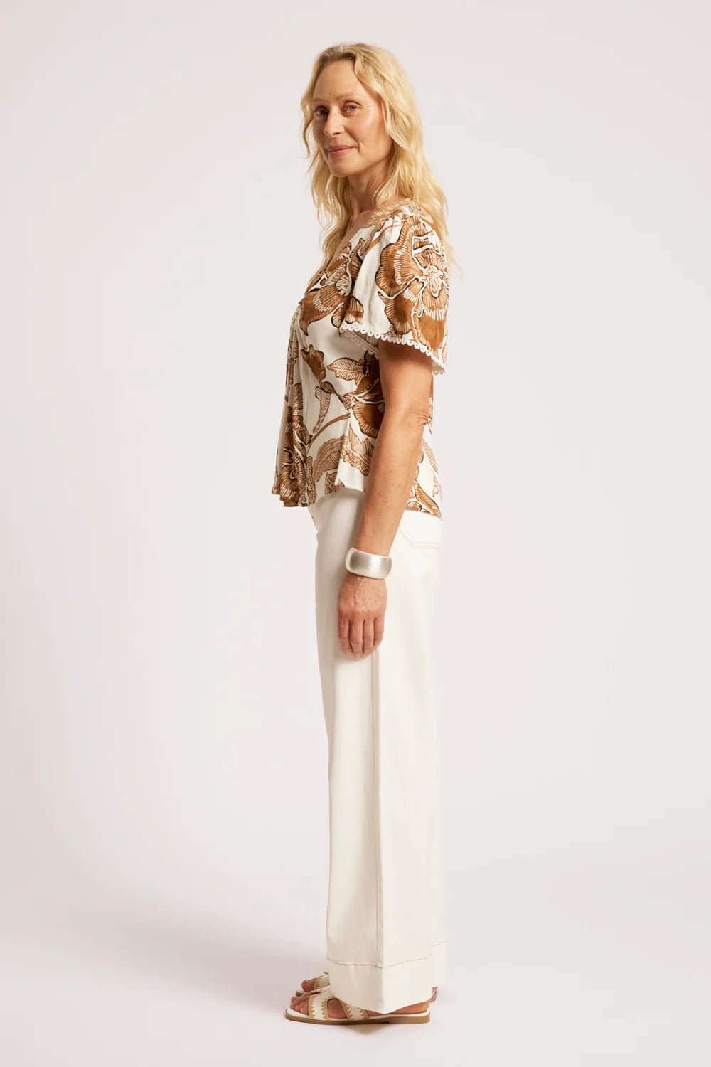 EB & IVE GAIA TOP - DUNE