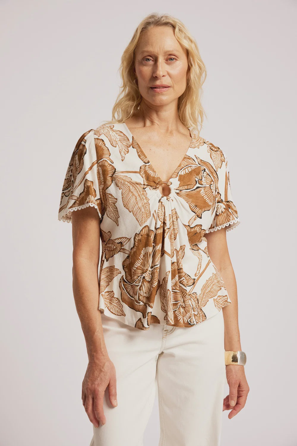EB & IVE GAIA TOP - DUNE