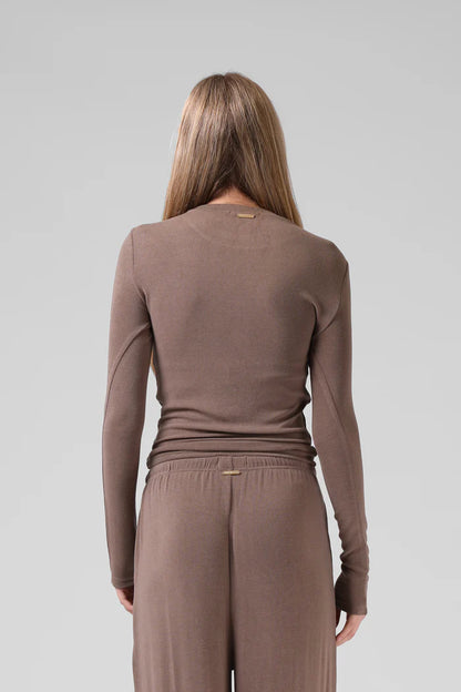 RPM LUX EVERYDAY L/S TOP - TAUPE