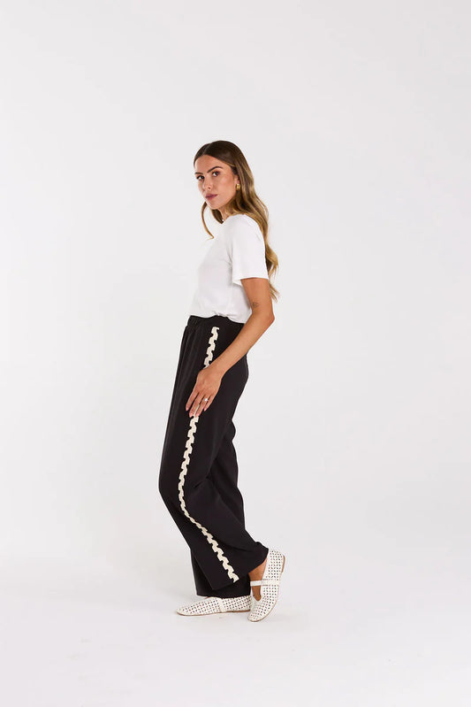THING THING NINA PANT - BLACK