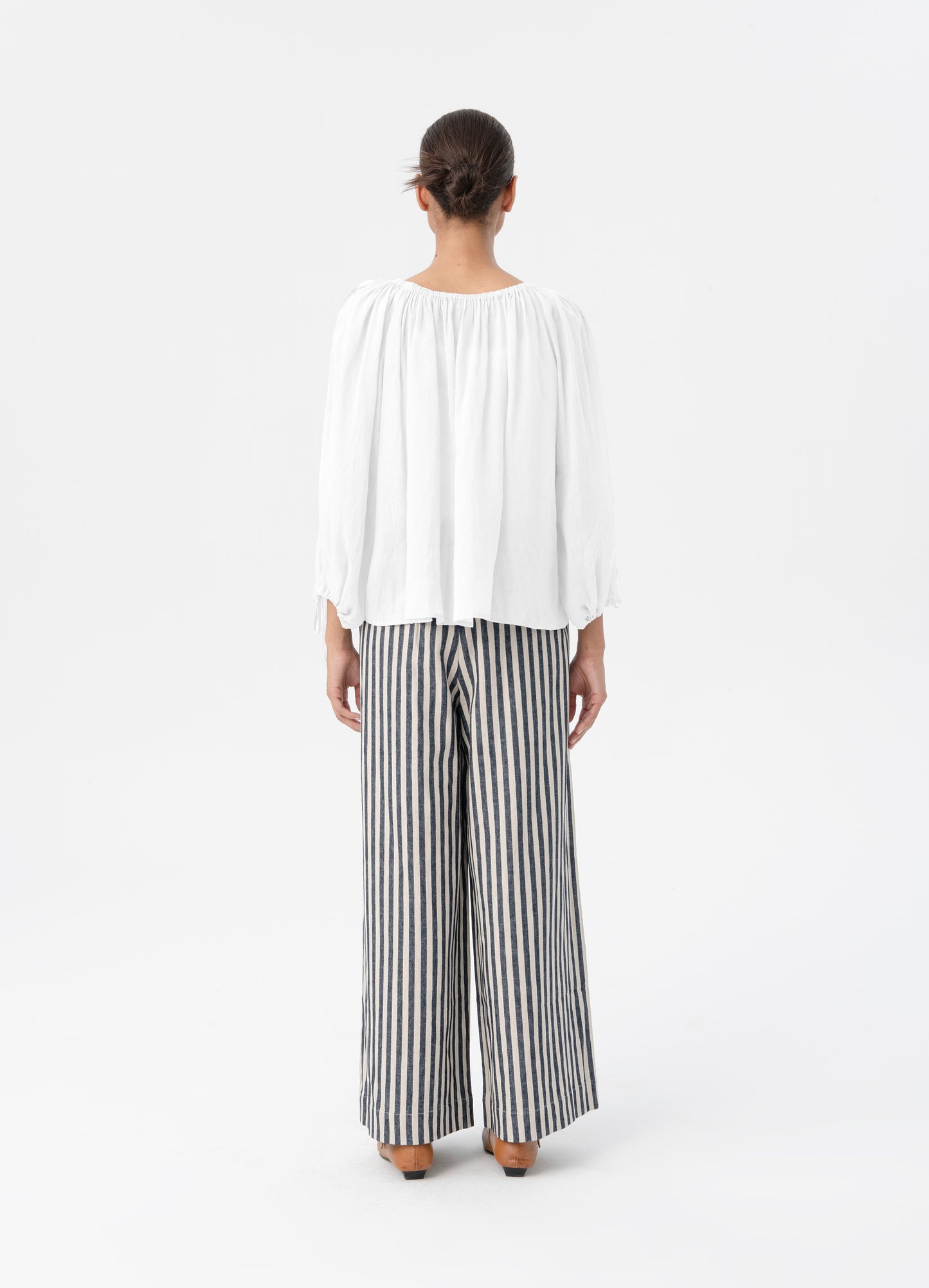 BLACKLIST MEADOW TOP - WHITE