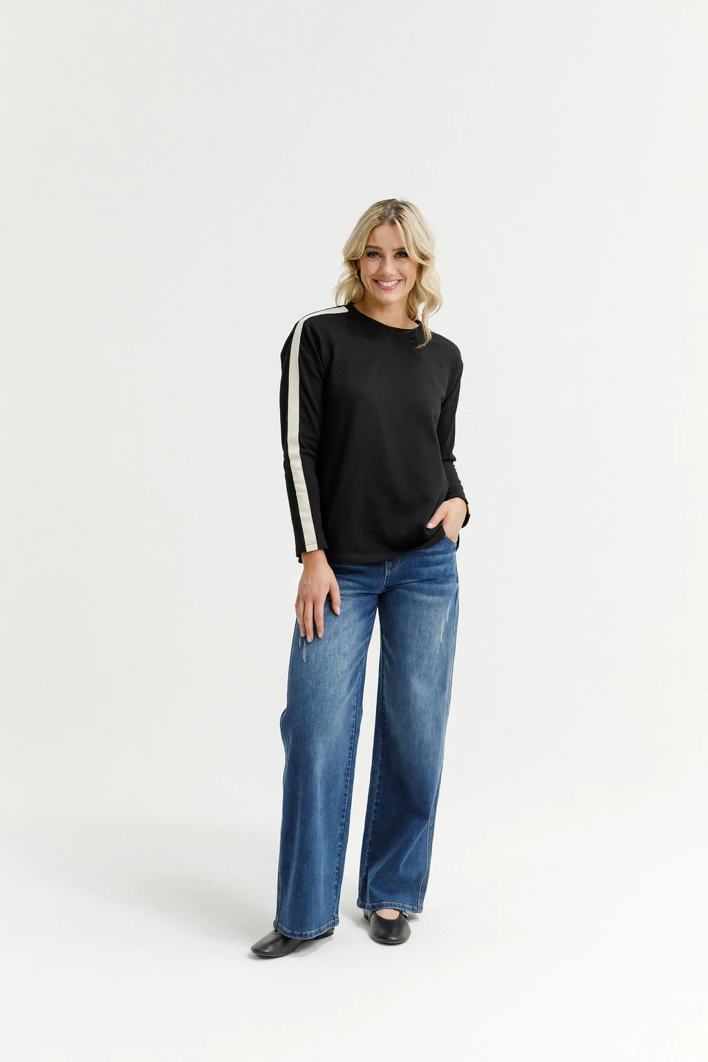 HOME-LEE - L/S CHRIS TEE - BLACK & SAND