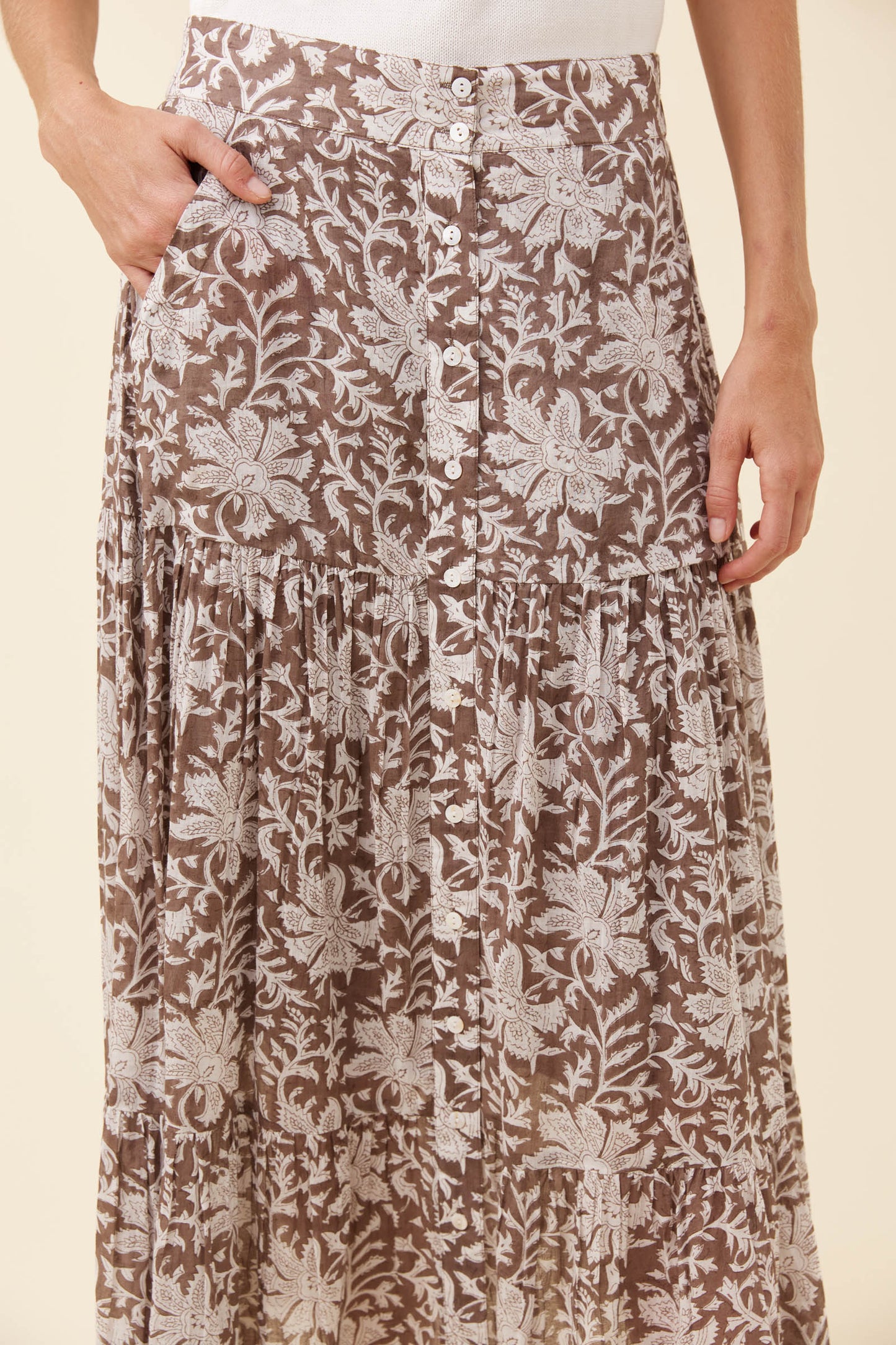 ISLE OF MINE WILMA SKIRT - TAUPE