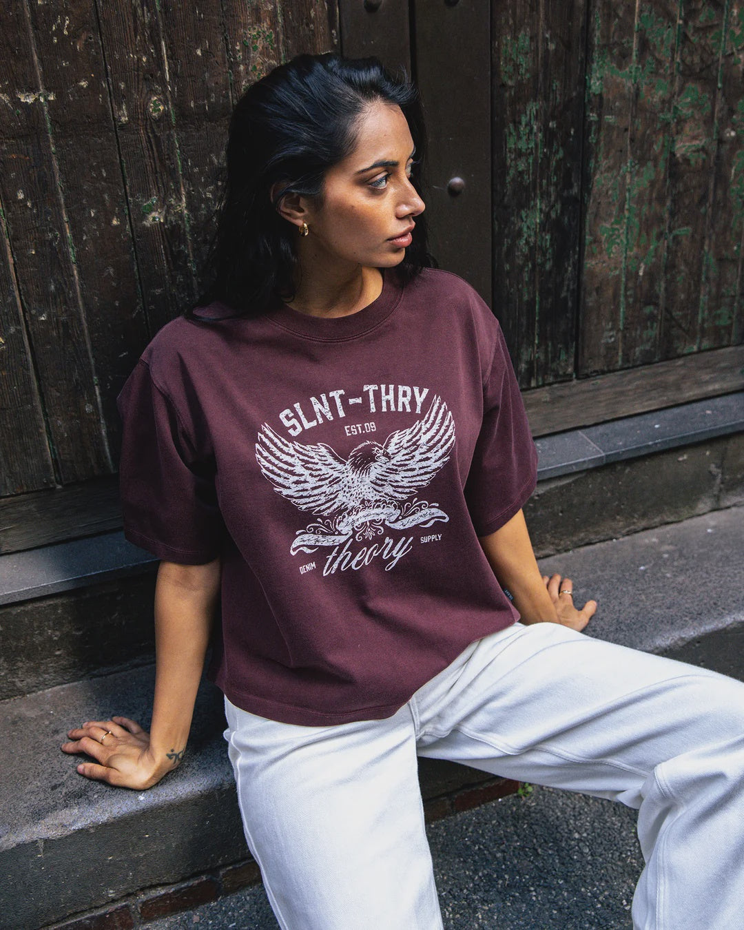SILENT THEORY IN TIME RELAXED TEE - CHERRY