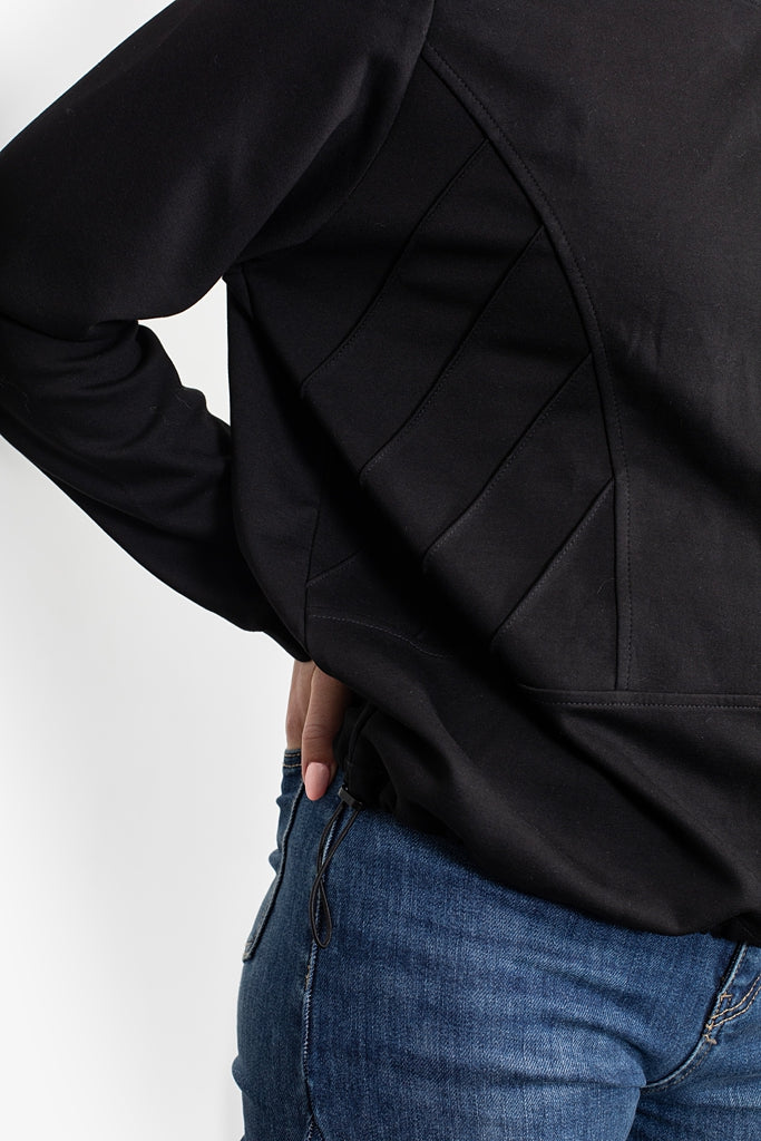 ANTLER STUDIO SWEATER - BLACK