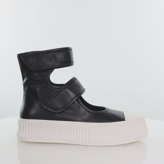 MINX -  ASTRO - BLACK IVORY SOLE