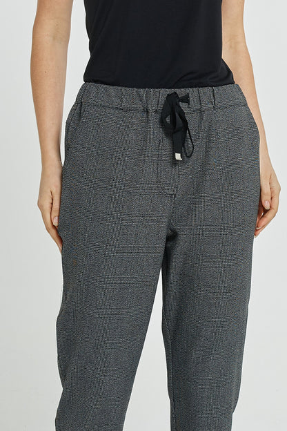 BETTY BASICS KENZIE JOGGER - GREY CHECK - BLACK